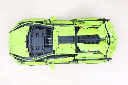 Technic 42115 Lamborghini building blocks 2