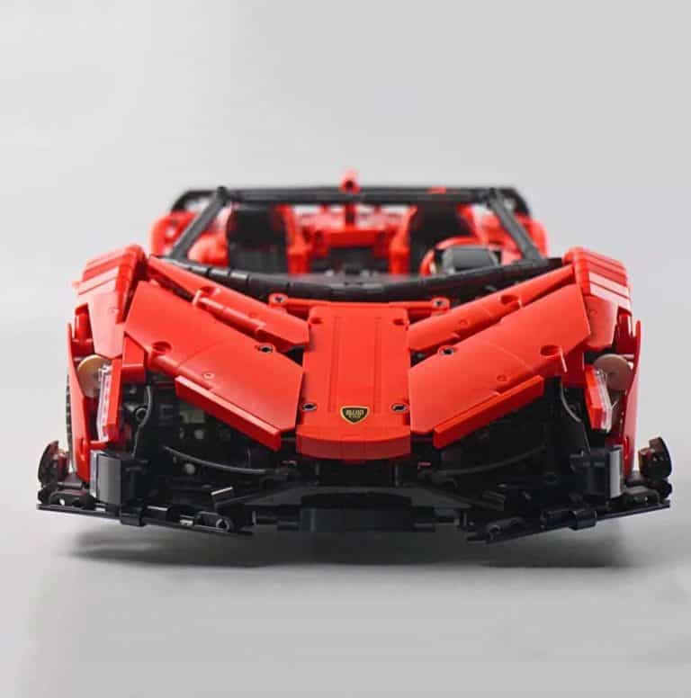 Mould King Technic Lamborghini Veneno Roadster Super Race Car 13079 