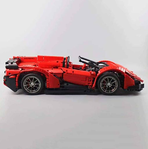 Mould King Technic Lamborghini Veneno Roadster Race Car 13079 2