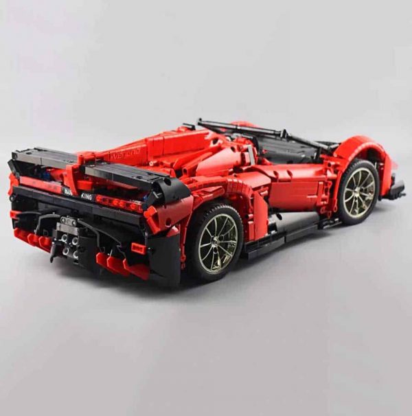 Mould King Technic Lamborghini Veneno Roadster Race Car 13079 3