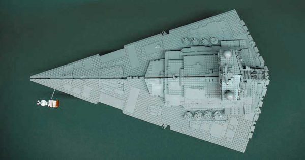 Star wars Imperial Star Destroyer ISD 75252 Monarch building blocks 1