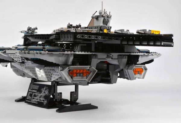 Marvel Avengers SHIELD Helicarrier 76042 Captain America Space Ship UCS ...