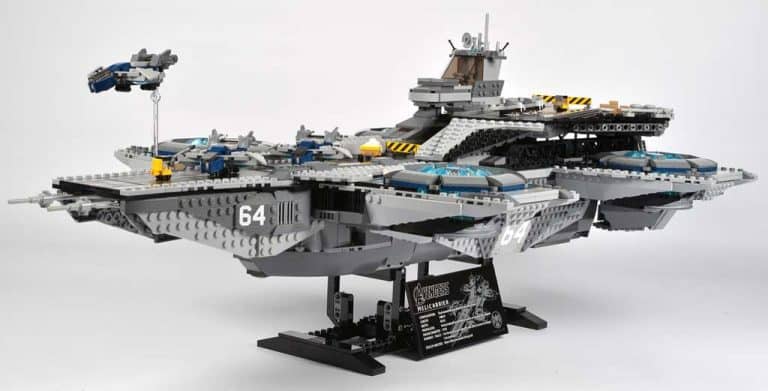 Marvel Avengers SHIELD Helicarrier 76042 Captain America Space Ship UCS ...