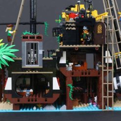 Ideas 21322 Pirates of Caribbean Barracuda Bay 698998 49016 Building Blocks Kids Toy 10