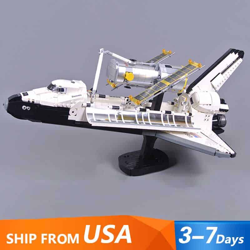 Brickfinder - LEGO NASA Discovery Space Shuttle (10283) Official