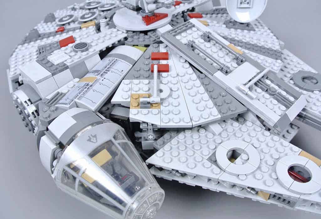 Star Wars Millennium Falcon 75257 Rise Of Skywalker Space Ship