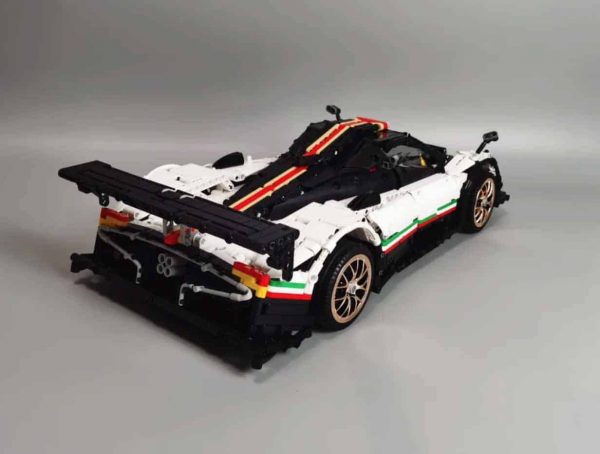 Mould King 13060 Pagani Zonda R Technic Racing Super Sports Hyper Car Building Blocks Kids Toy 2 1024x1024 1