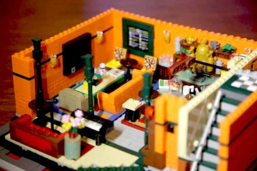 UG 10189 Friends Central Perk Big Bang Theory Apartment TV Show ideas Creator Modular Building Blocks Kids Toy 8