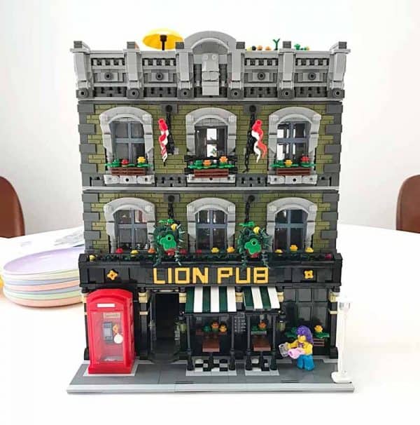 JieStar 89107 Lion Pub Modular Street View Building Blocks