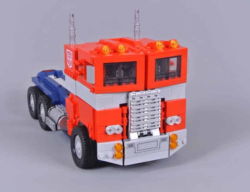 Optimus  Lego transformers, Lego custom minifigures, Lego creative