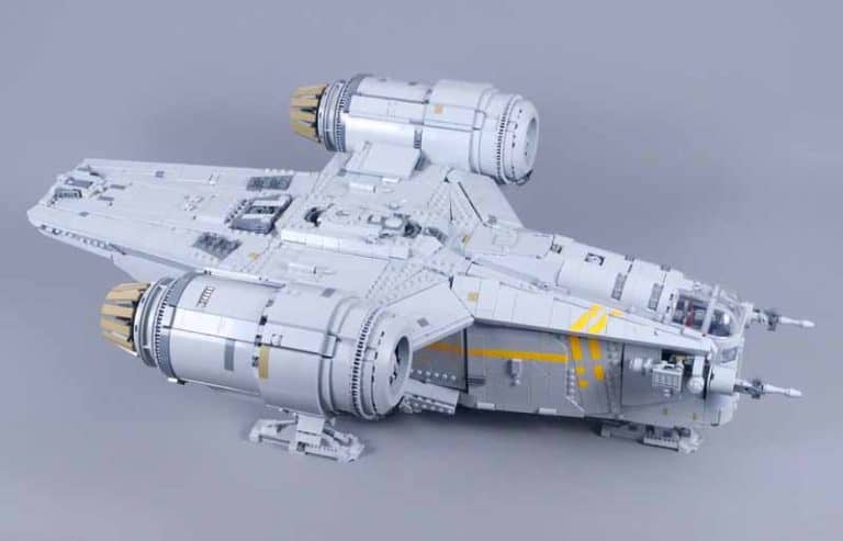 Star Wars Mandalorian Razor Crest 75331 UCS Space Ship 6187Pcs Building ...