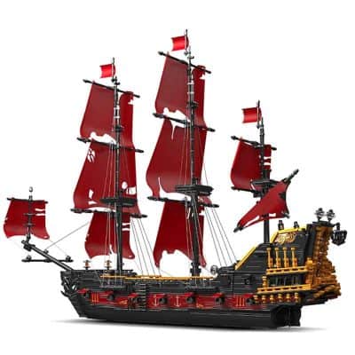 Mould King 13109 Pirates Of The Caribbean Queen Anne’s Revenge Pirate ...