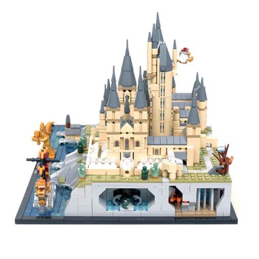 Harry Potter Hogwarts Castle with Castle Grounds 71043 School of Wizardry 88020 Building Blocks Bricks Kids Toy