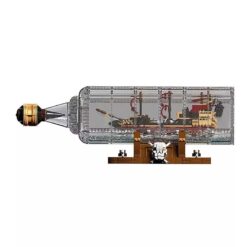 Mould King 10066 Pirate of the Caribbean The Queen Anne’s Revenge Pirate Ship in A Bottle Model